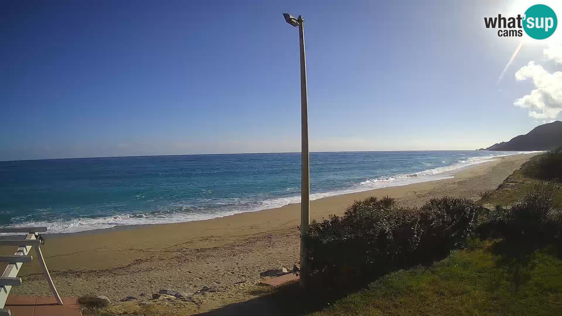 Spletna kamera plaža Museddu – Ogliastra – Sardinija – Italija