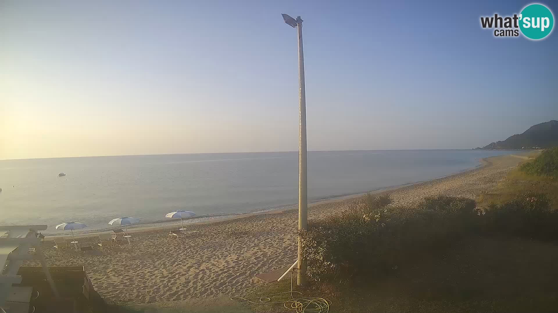 Spletna kamera plaža Museddu – Ogliastra – Sardinija – Italija