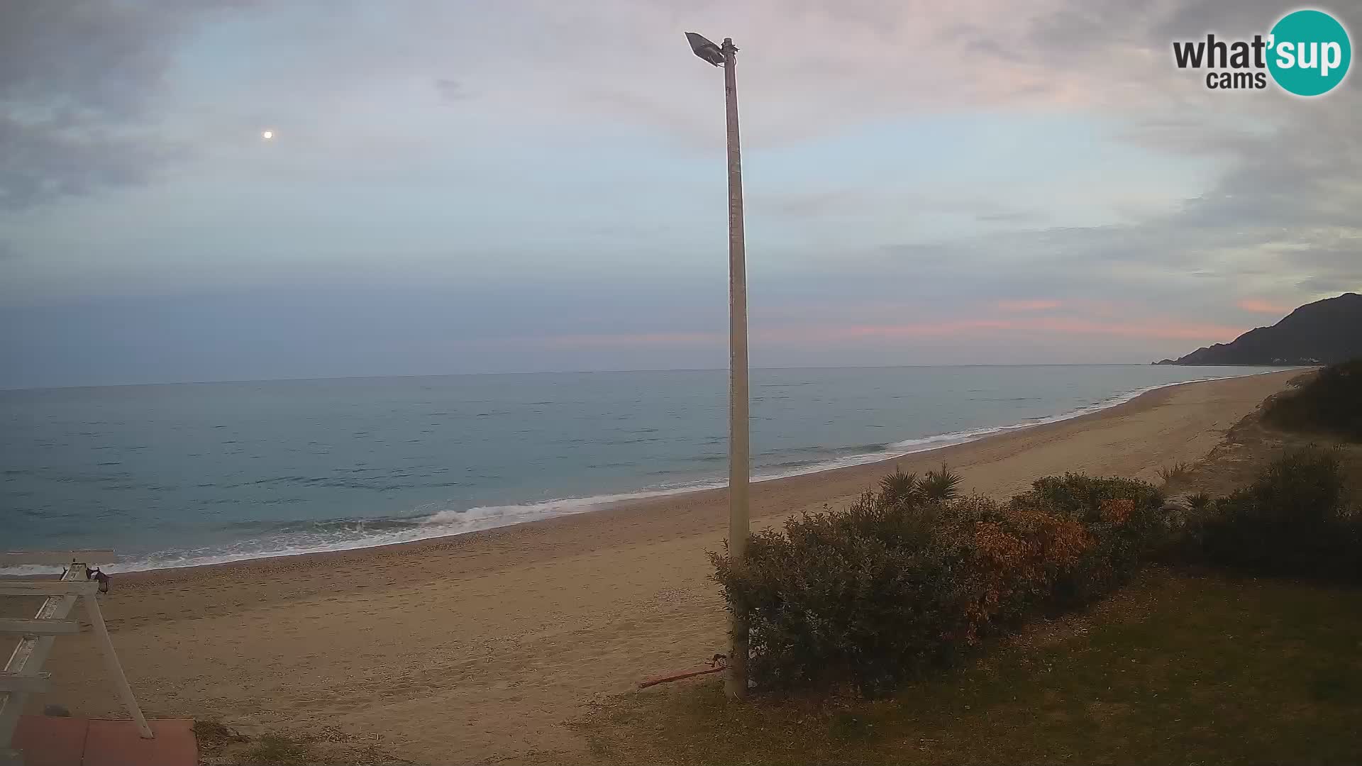 Spletna kamera plaža Museddu – Ogliastra – Sardinija – Italija