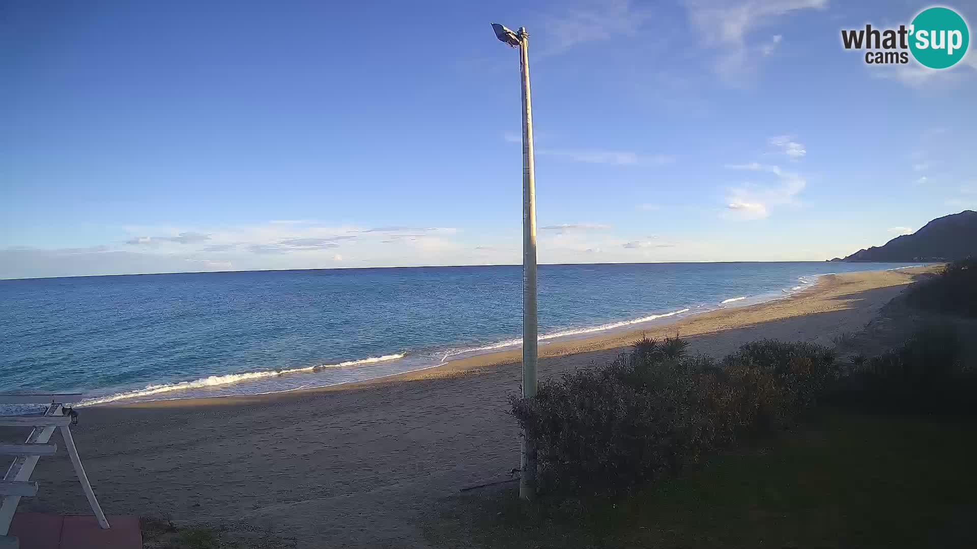 Spletna kamera plaža Museddu – Ogliastra – Sardinija – Italija