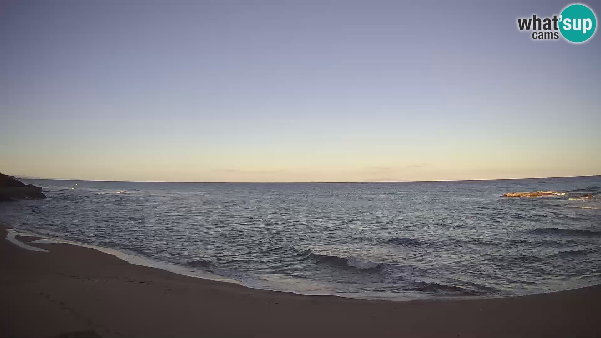 Lu Bagnu spletna kamera v živo Plaža Ampurias – Castelsardo – Sardinija – Italija