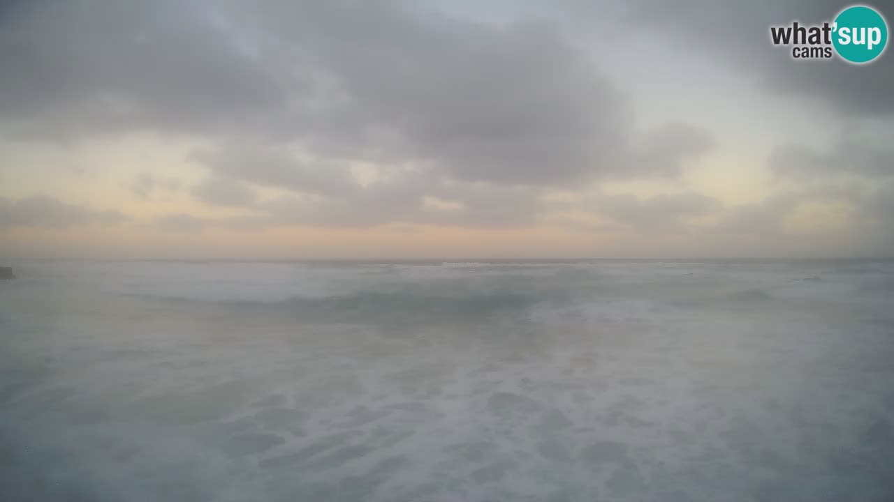 Lu Bagnu webcam en direct Plage d’Ampurias – Castelsardo – Sardaigne – Italie