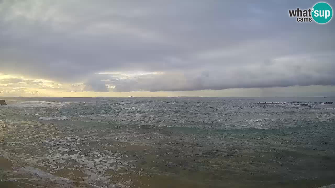 Lu Bagnu webcam en direct Plage d’Ampurias – Castelsardo – Sardaigne – Italie
