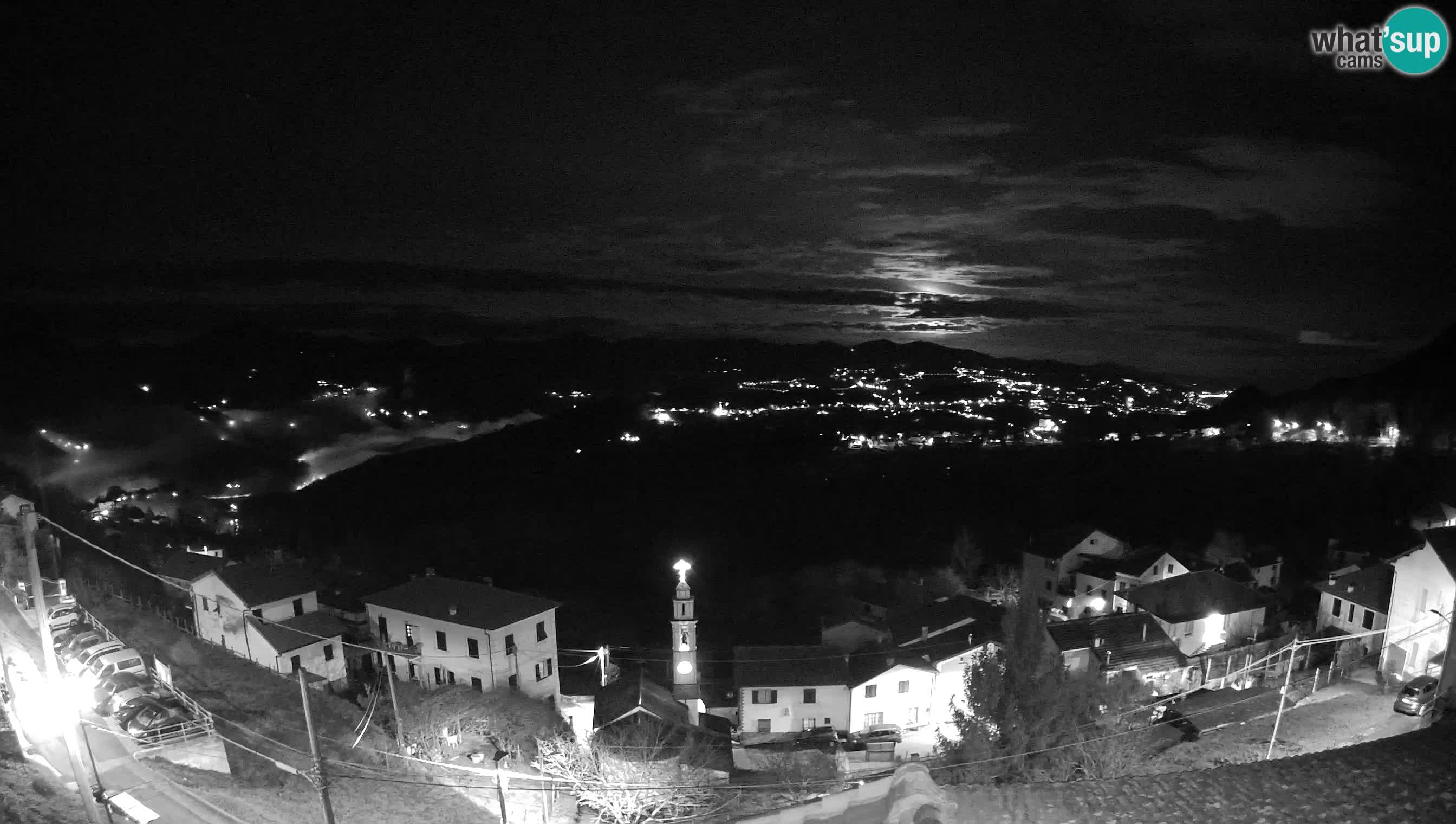 Live Chiavari webcam Villa Oneto