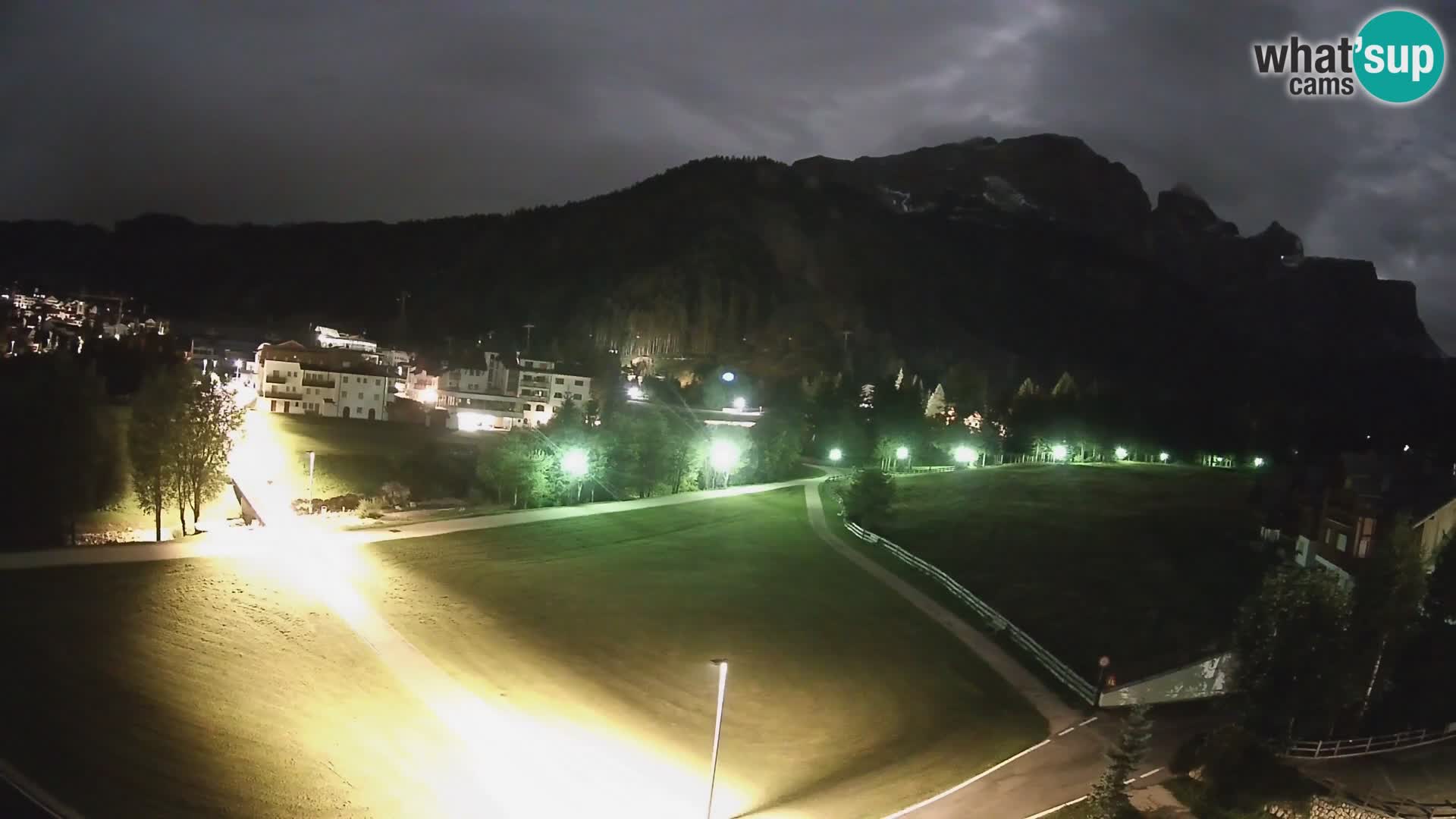 Live cam Corvara | Vues spectaculaires sur le groupe Sella