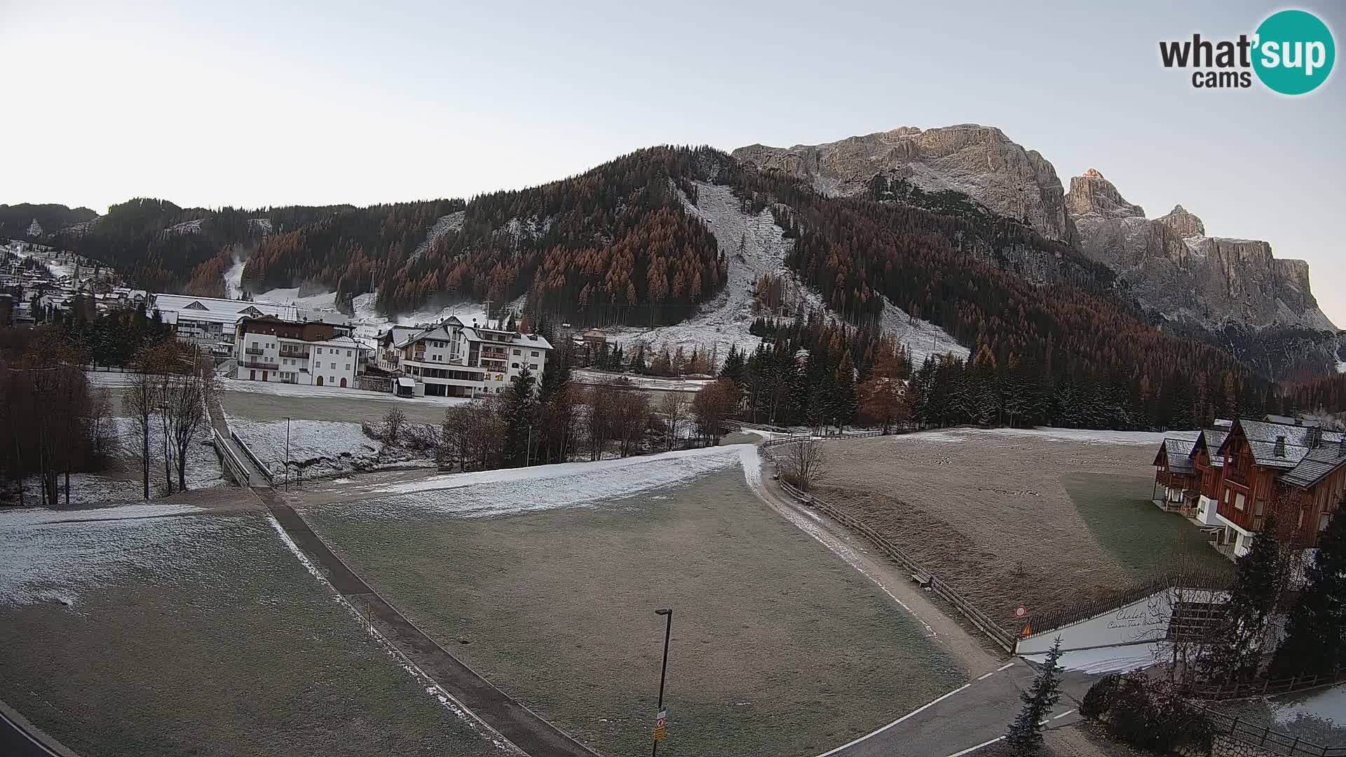 Live cam Corvara | Vues spectaculaires sur le groupe Sella