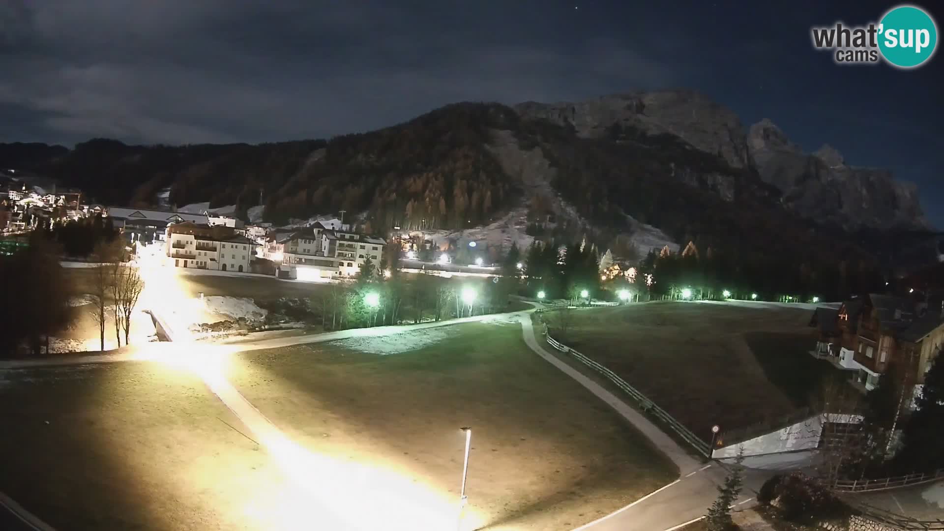 Live cam Corvara | Vues spectaculaires sur le groupe Sella