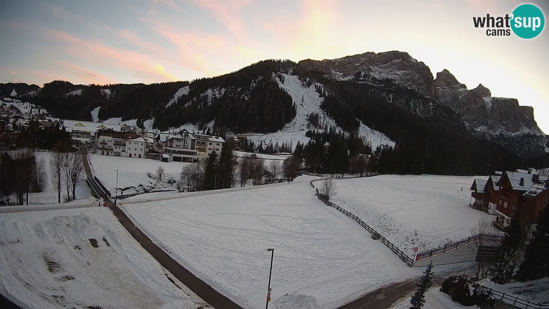 Webcam Corvara | Vista spettacolare Gruppo del Sella