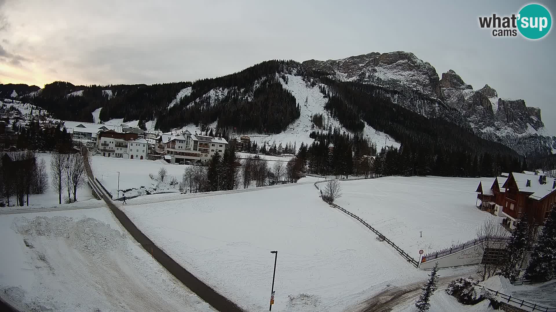 Webcam Corvara in Badia: Spectacular Views of the Sella Group