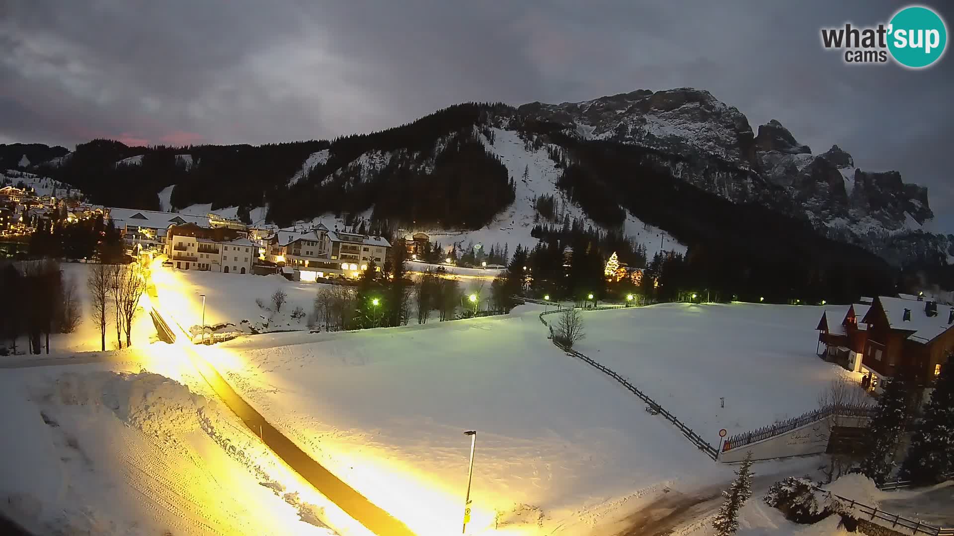 Corvara webcam | Spektakuläre Ausblicke auf die Sellagruppe