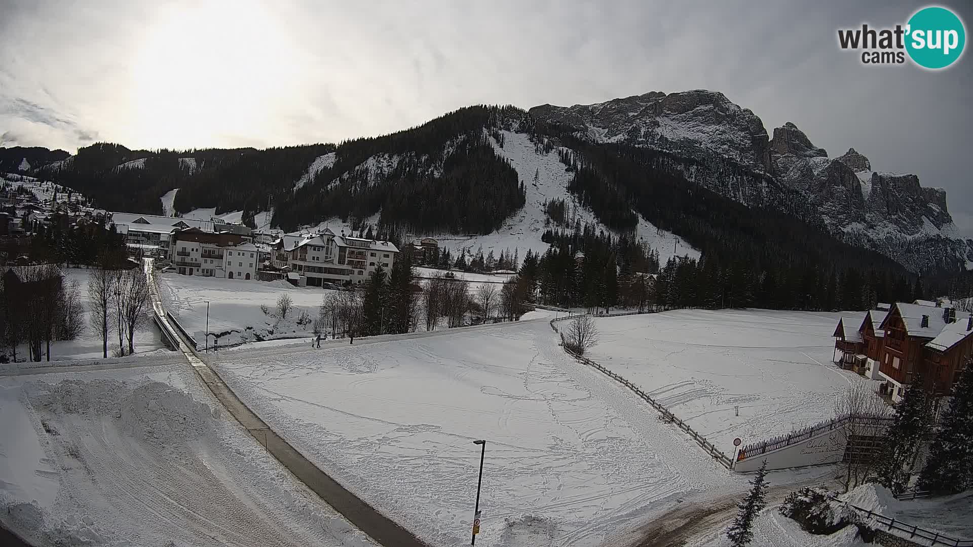 Live cam Corvara | Vues spectaculaires sur le groupe Sella