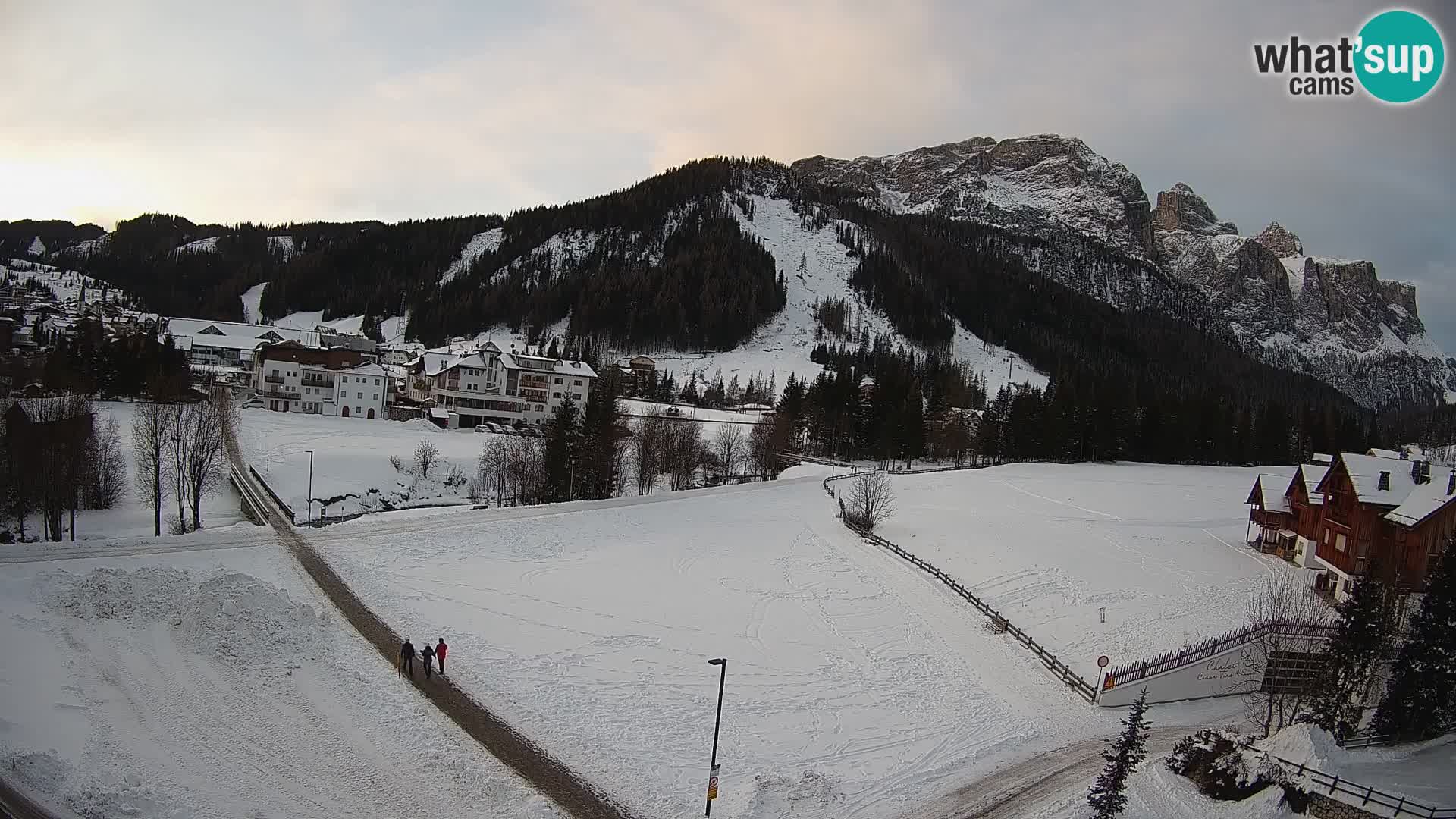 Live cam Corvara | Vues spectaculaires sur le groupe Sella