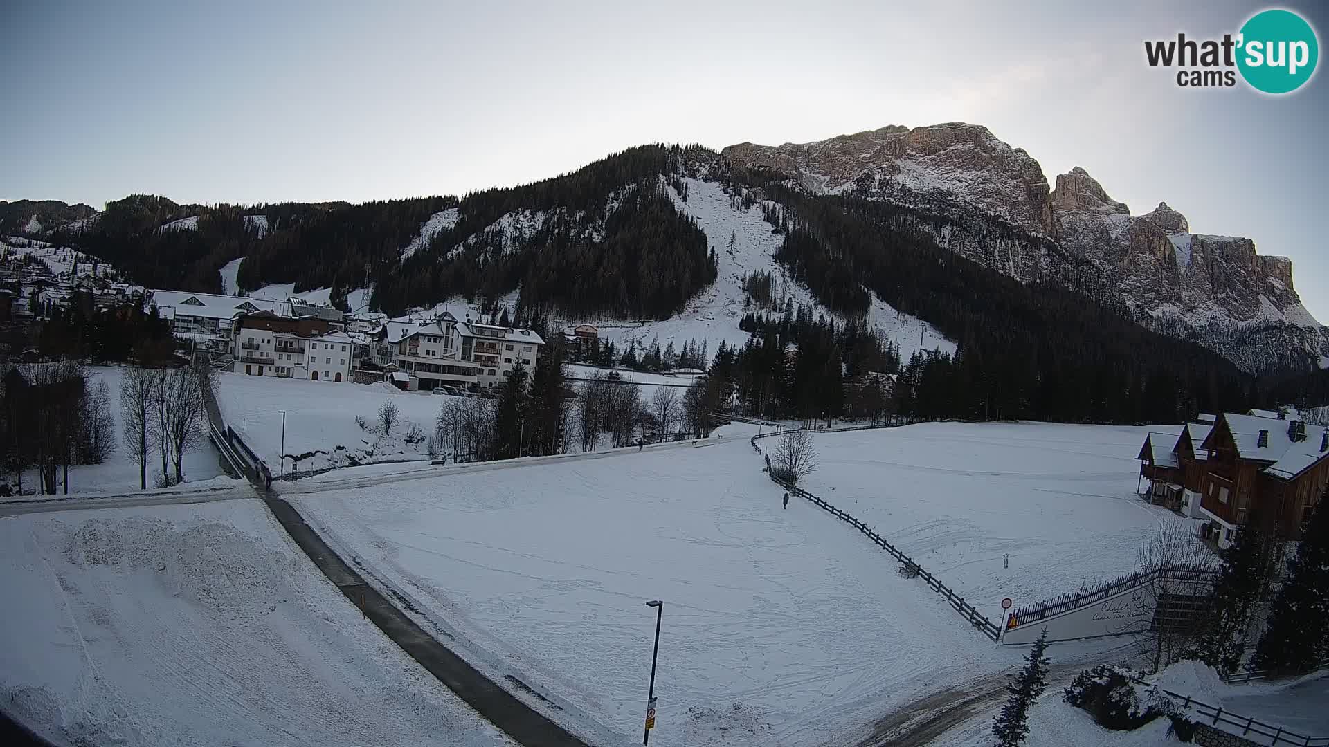 Live cam Corvara | Vues spectaculaires sur le groupe Sella