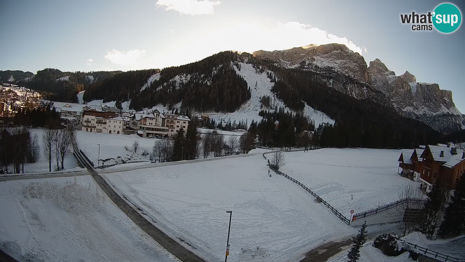 Live cam Corvara | Vues spectaculaires sur le groupe Sella