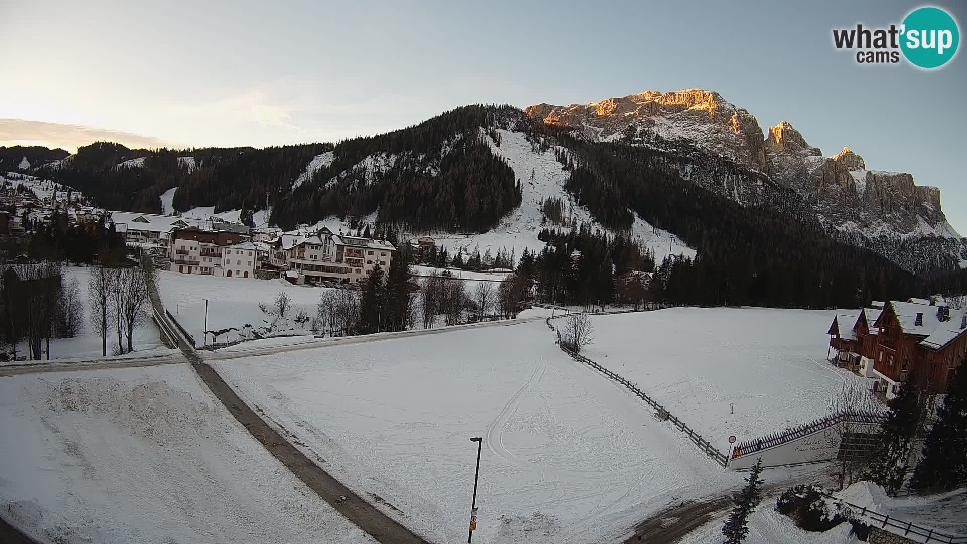 Webcam Corvara in Badia: Spectacular Views of the Sella Group