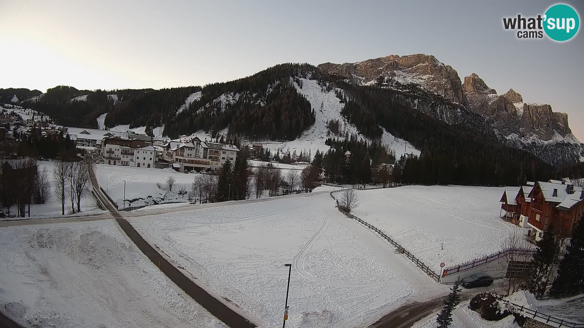 Webcam Corvara in Badia: Spectacular Views of the Sella Group