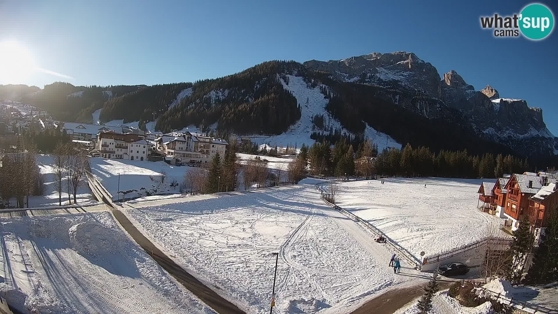 Live cam Corvara | Vues spectaculaires sur le groupe Sella