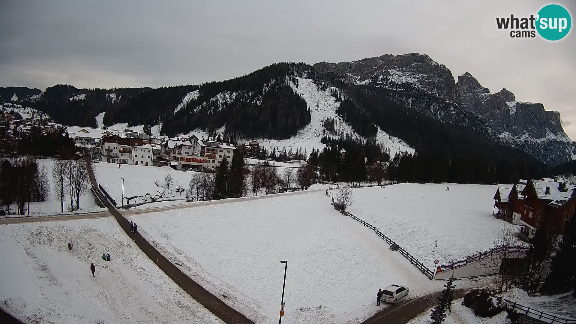 Live cam Corvara | Vues spectaculaires sur le groupe Sella