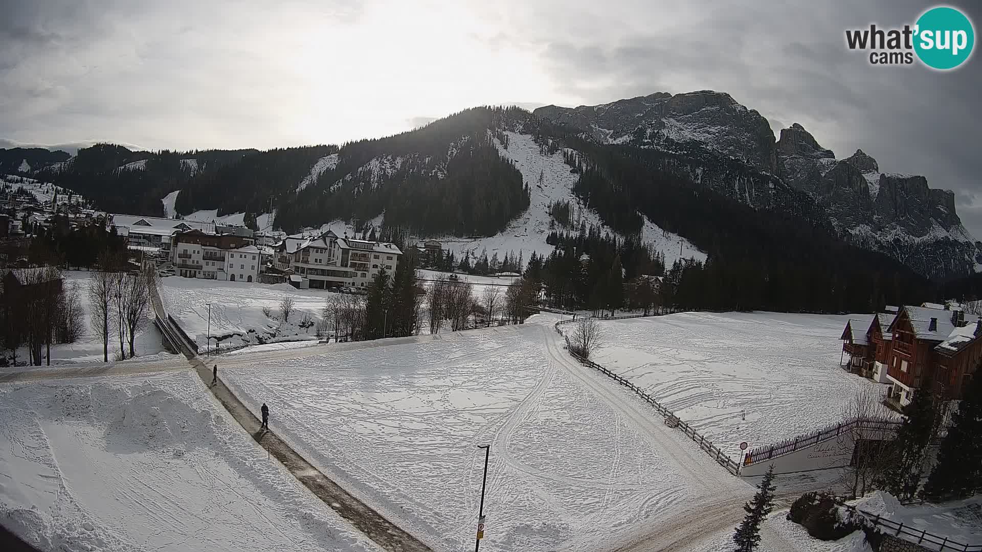 Live cam Corvara | Vues spectaculaires sur le groupe Sella