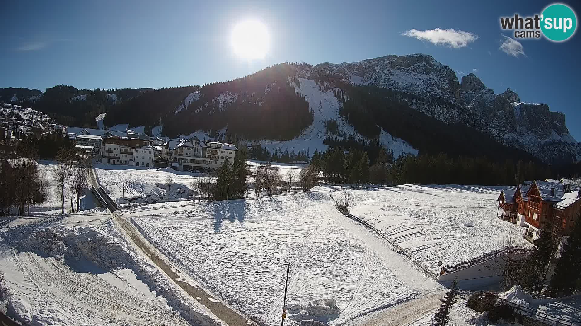 Webcam Corvara in Badia: Spectacular Views of the Sella Group