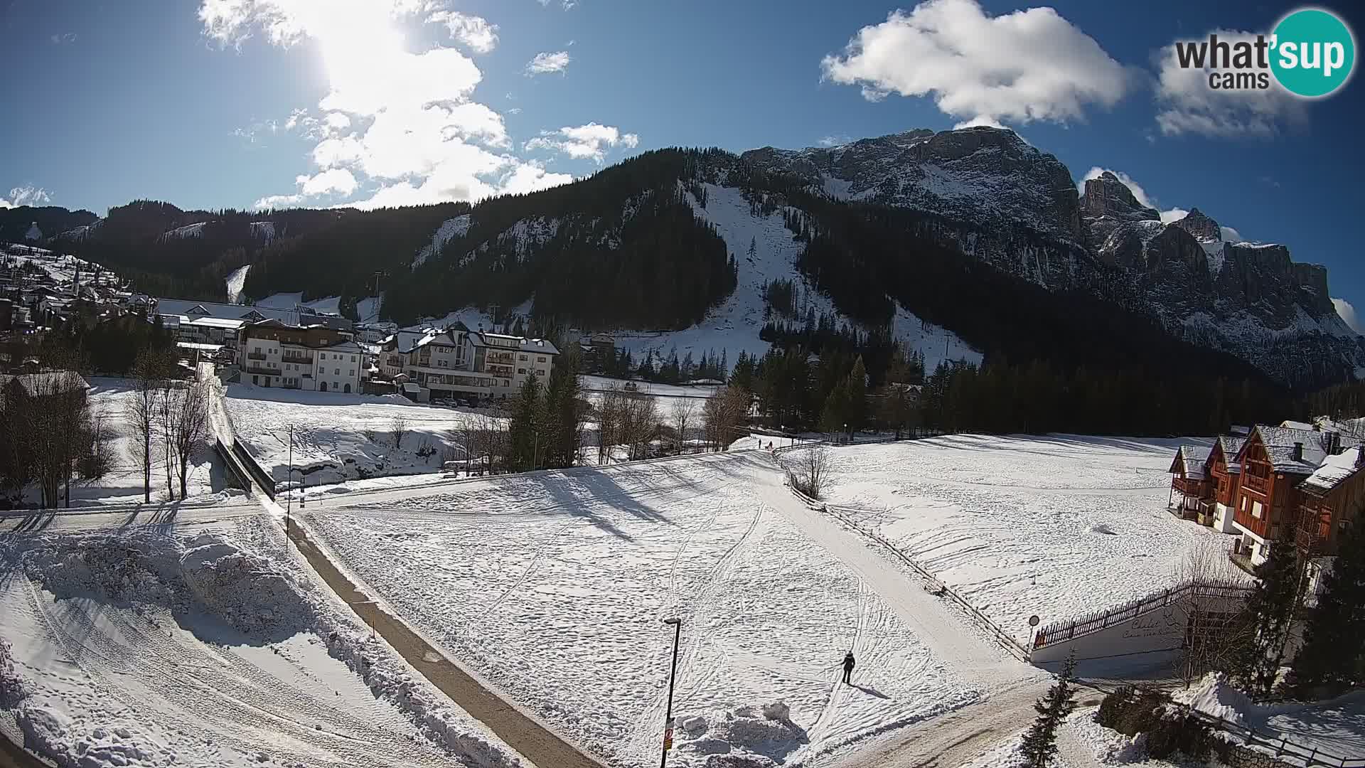 Webcam Corvara in Badia: Spectacular Views of the Sella Group