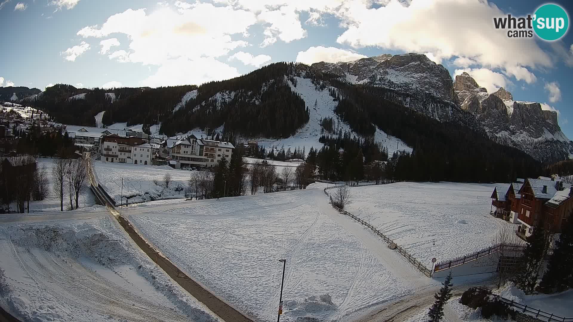 Webcam Corvara in Badia: Spectacular Views of the Sella Group