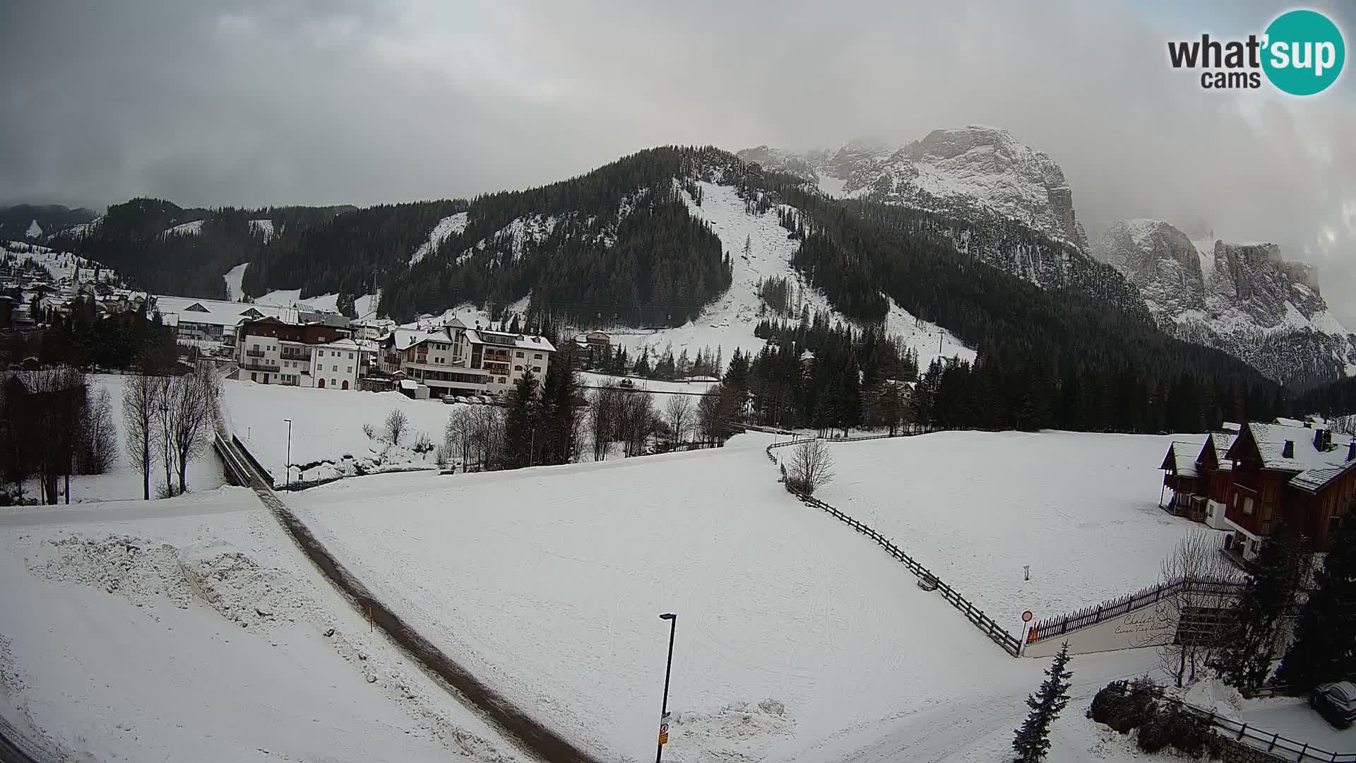 Live cam Corvara | Vues spectaculaires sur le groupe Sella