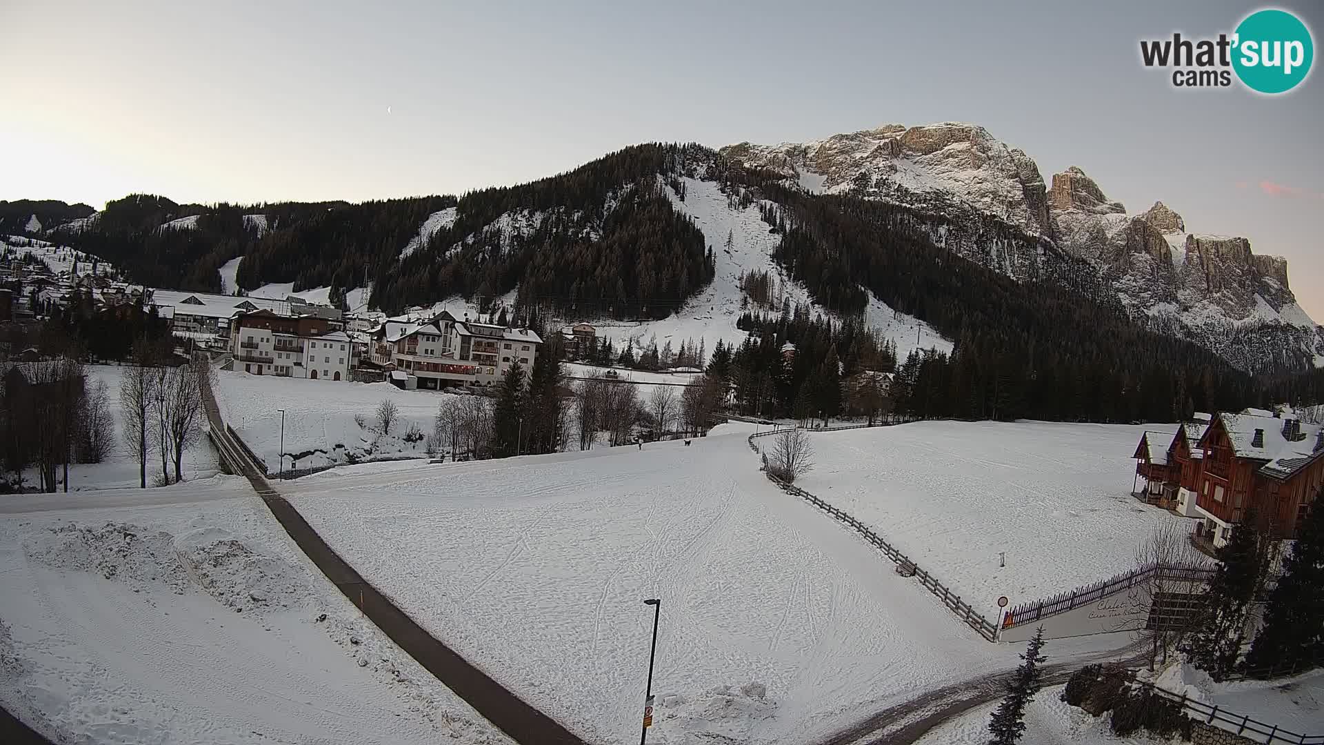 Webcam Corvara in Badia: Spectacular Views of the Sella Group