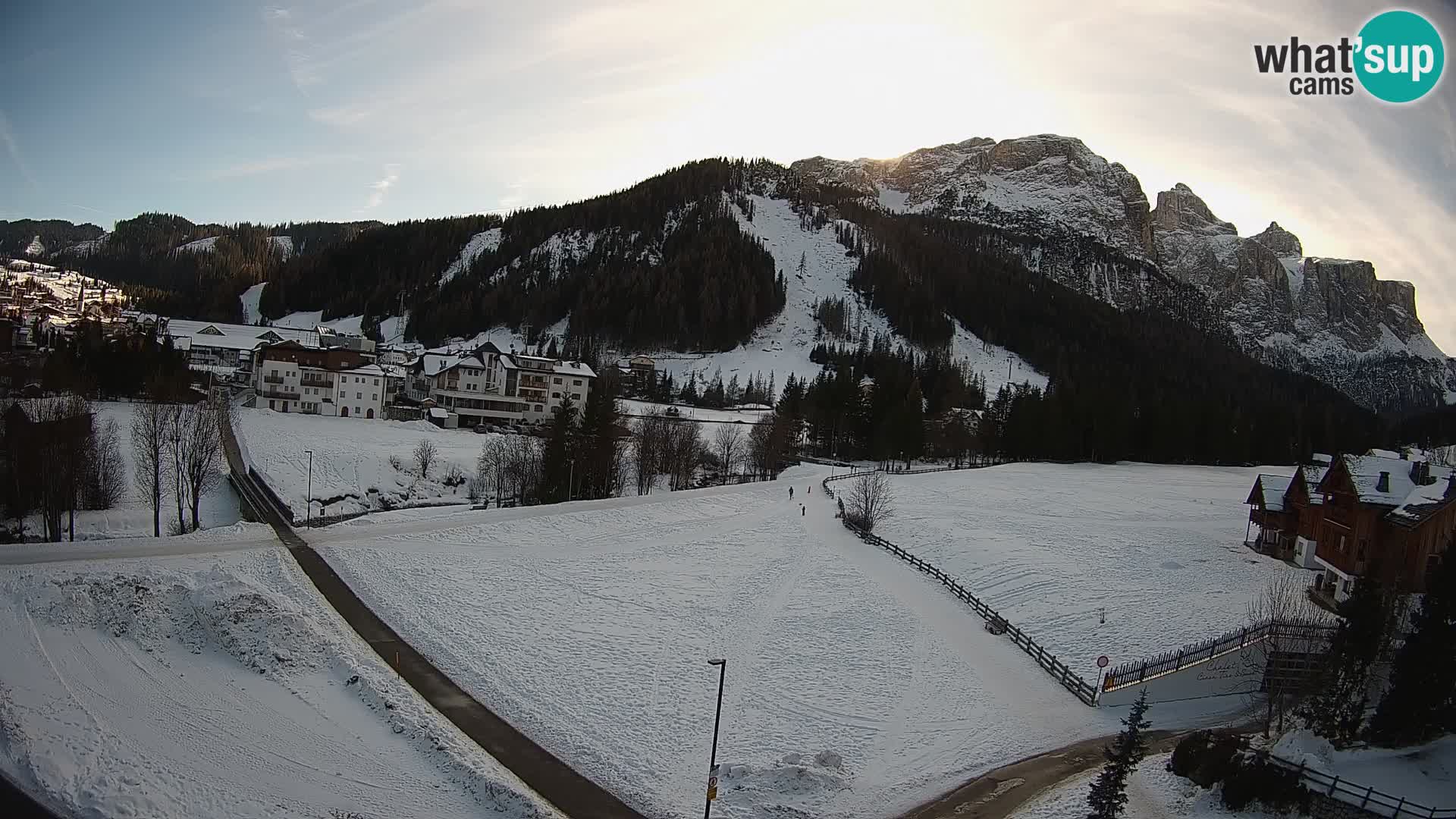 Live cam Corvara | Vues spectaculaires sur le groupe Sella