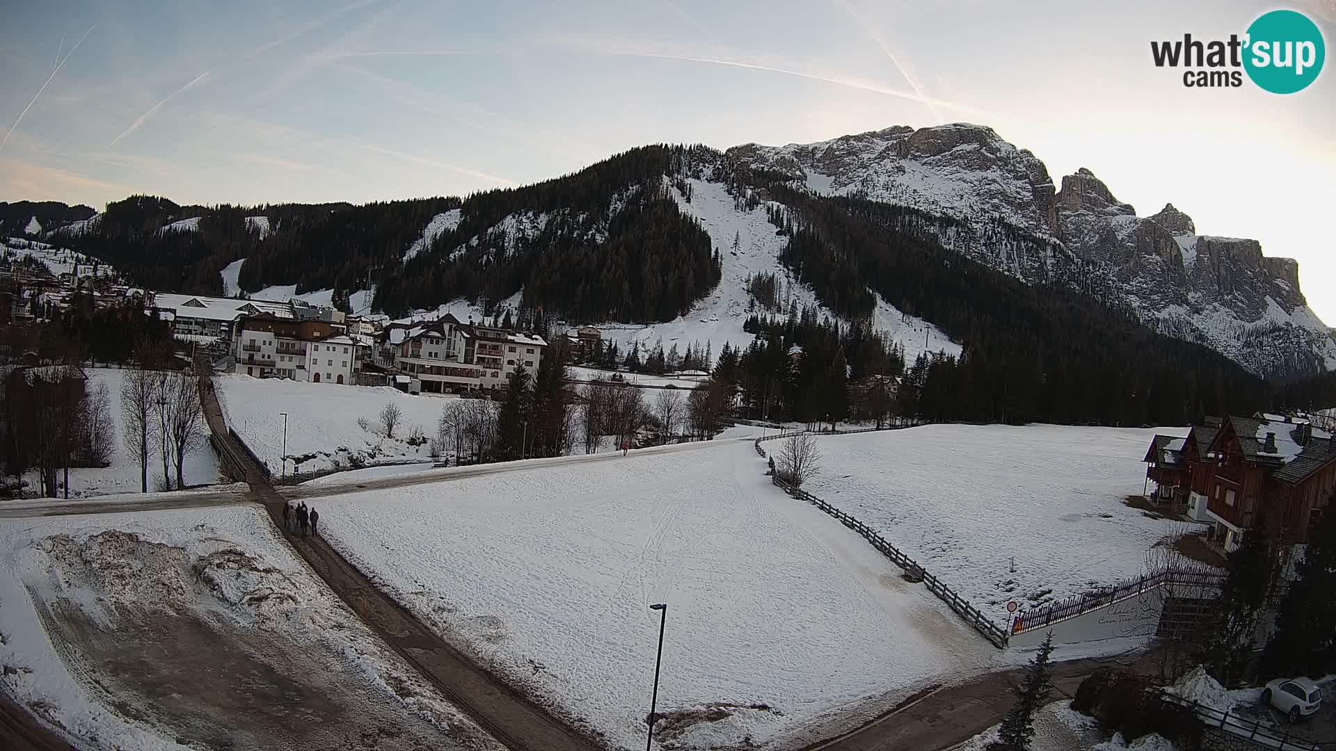 Live cam Corvara | Vues spectaculaires sur le groupe Sella