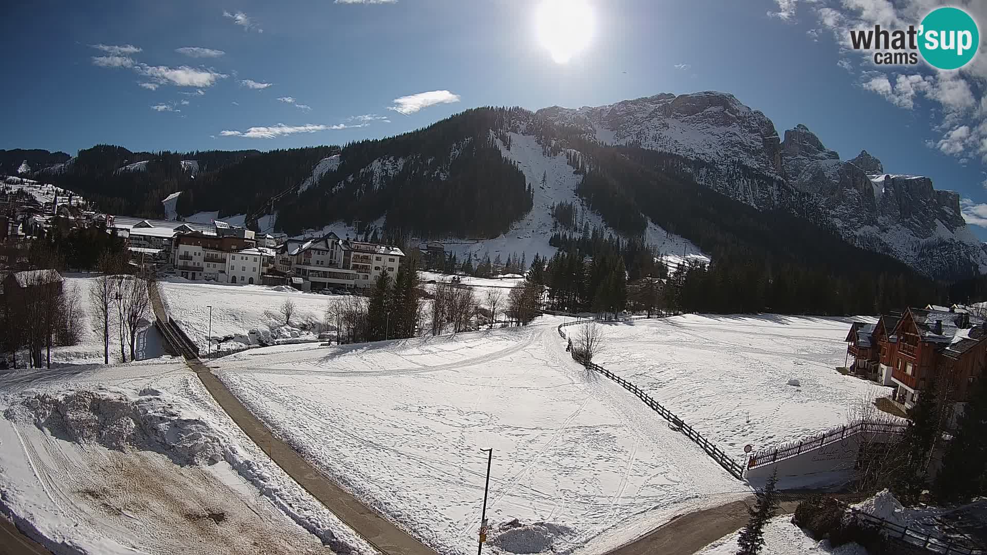 Webcam Corvara in Badia: Spectacular Views of the Sella Group