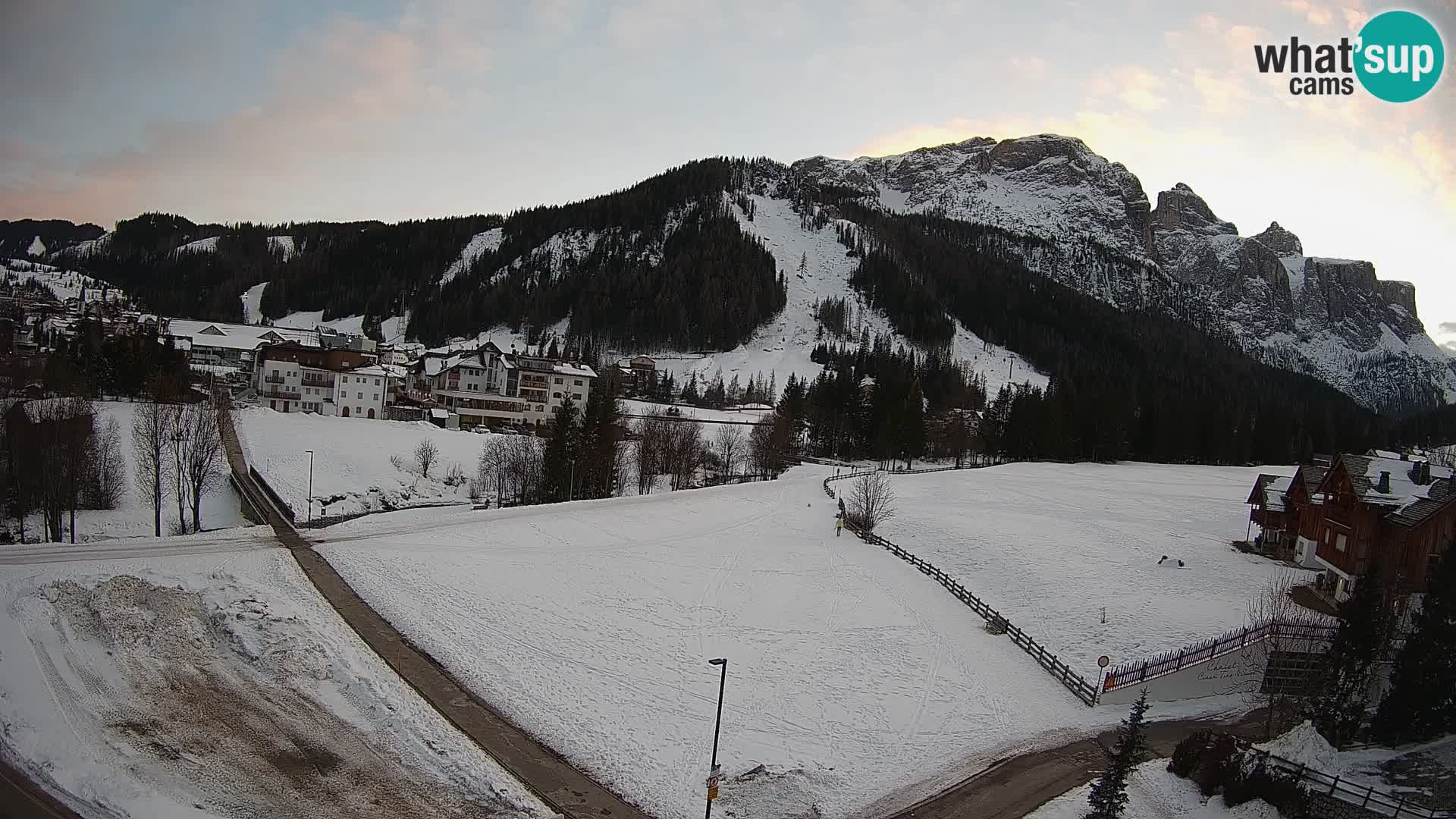 Webcam Corvara | Vista spettacolare Gruppo del Sella