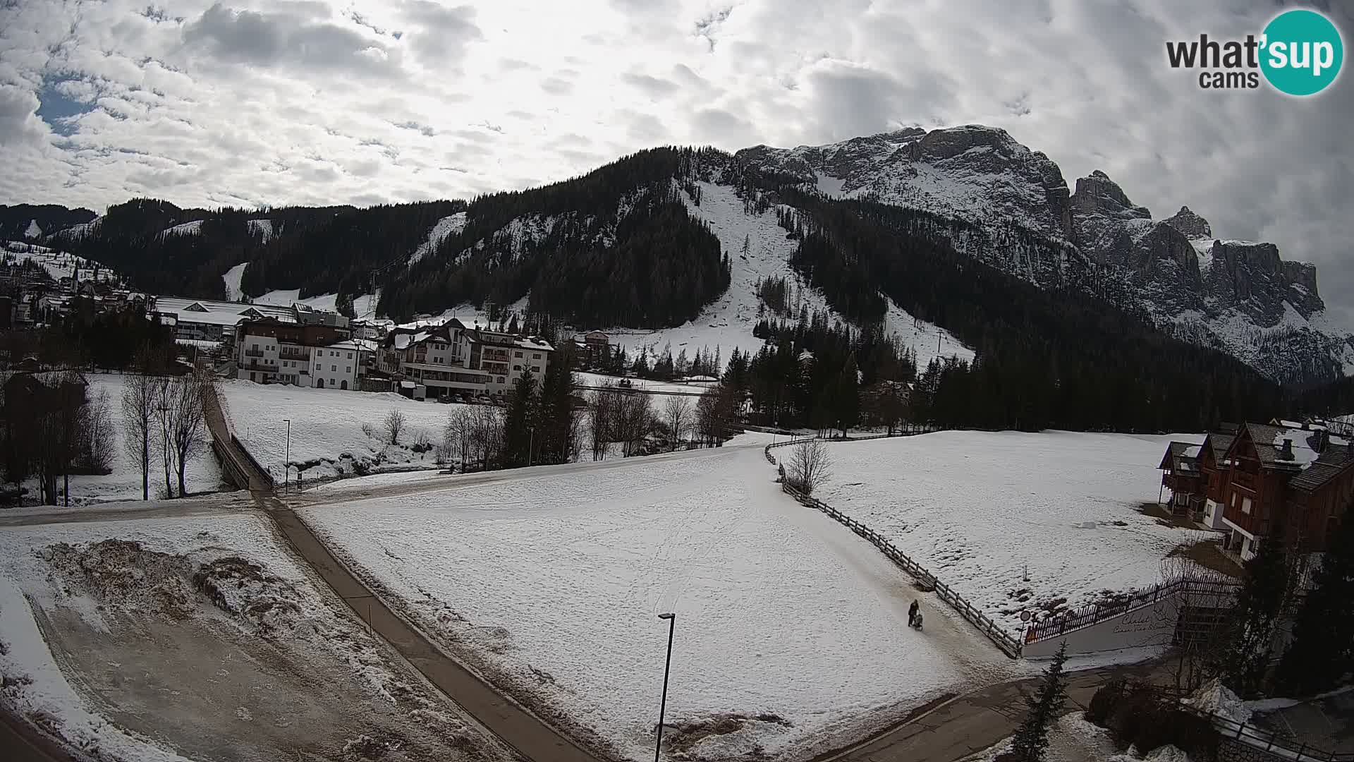 Webcam Corvara in Badia: Spectacular Views of the Sella Group