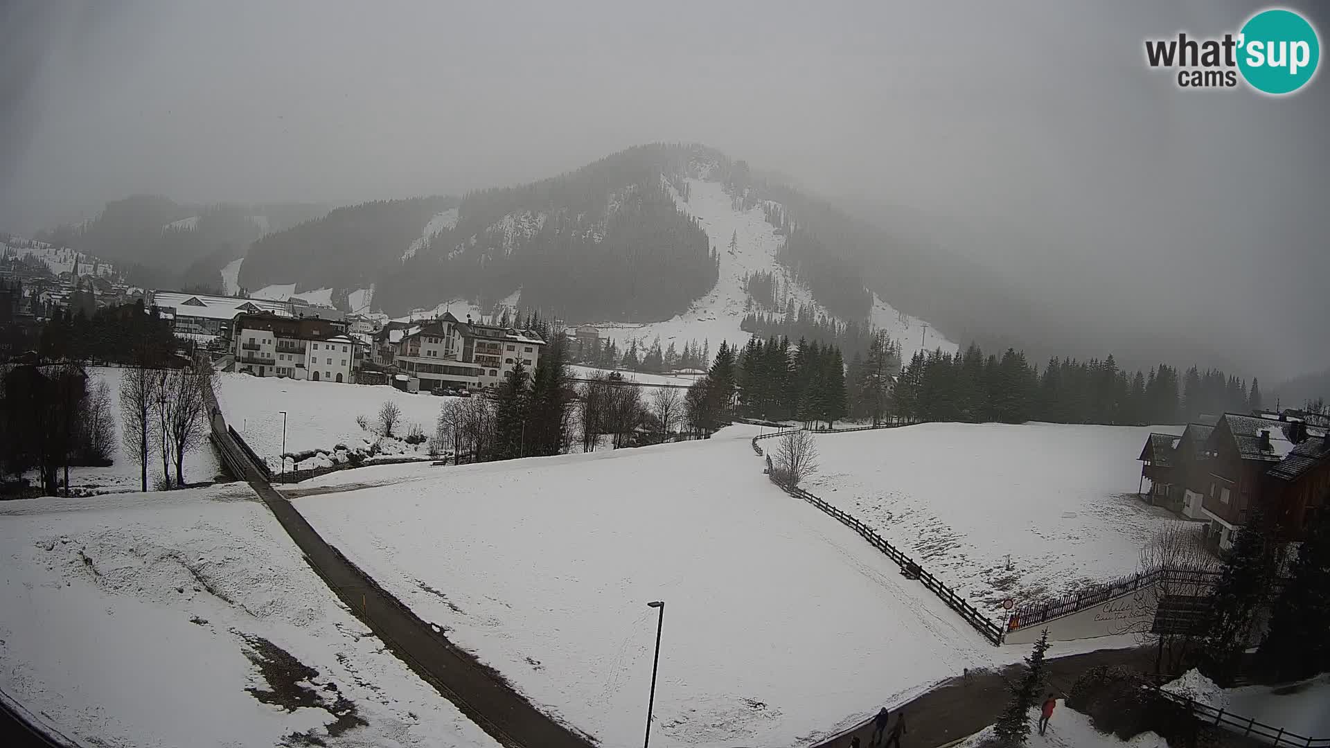 Live cam Corvara | Vues spectaculaires sur le groupe Sella