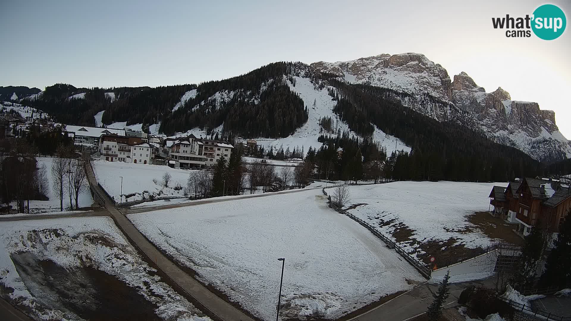 Webcam Corvara in Badia: Spectacular Views of the Sella Group