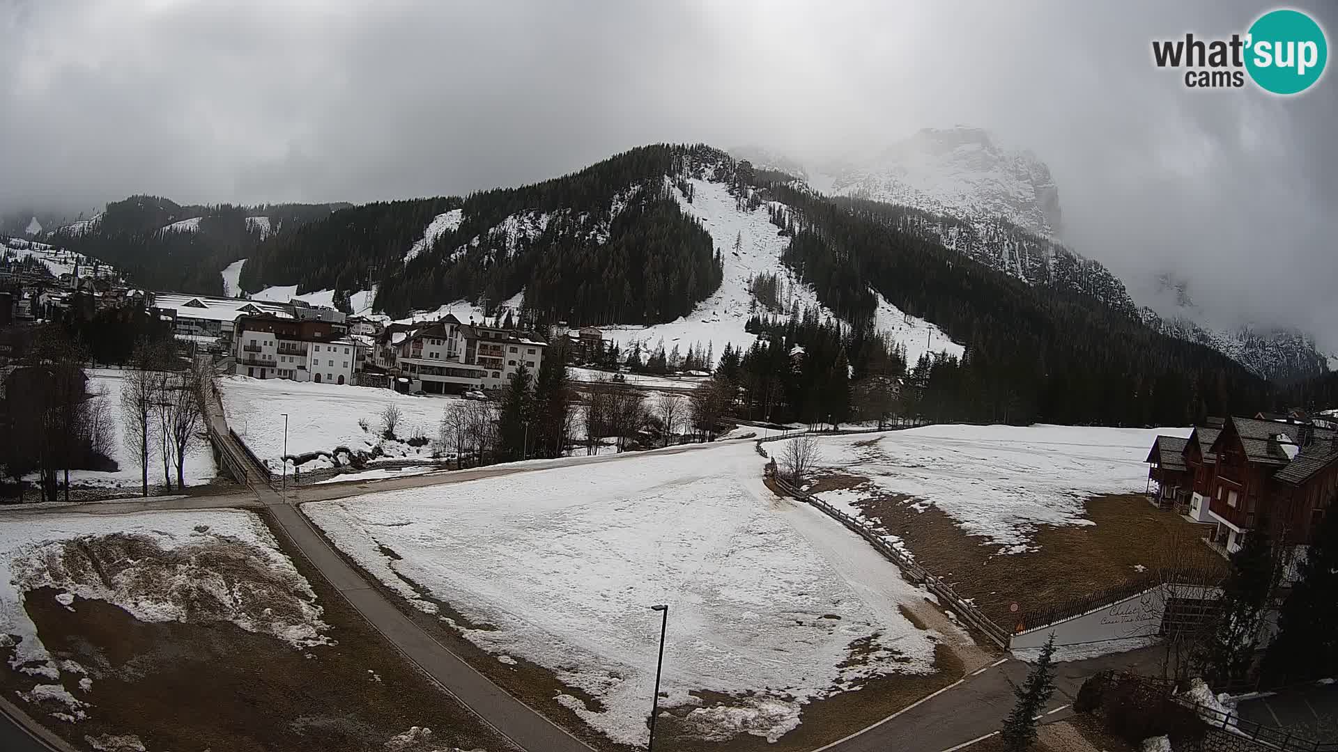 Live cam Corvara | Vues spectaculaires sur le groupe Sella