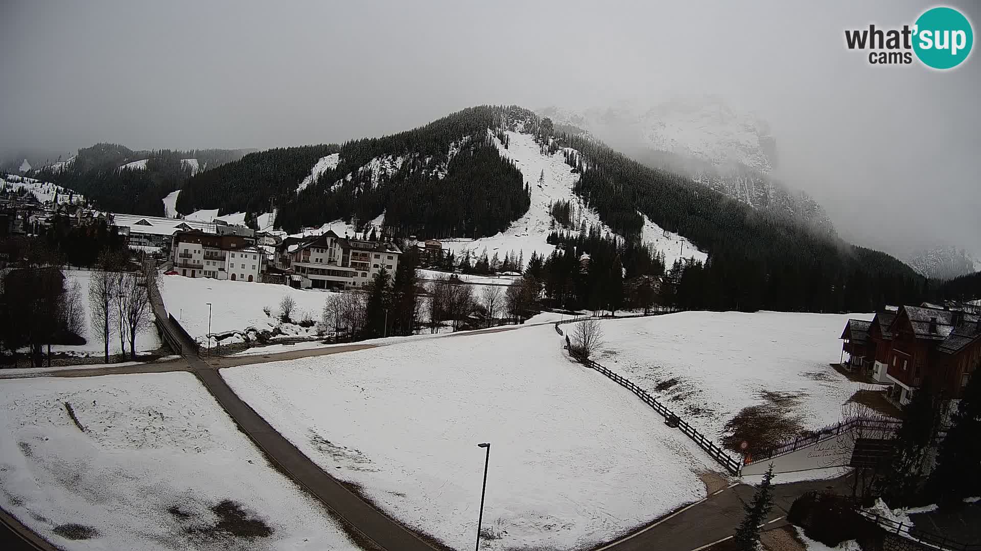 Live cam Corvara | Vues spectaculaires sur le groupe Sella