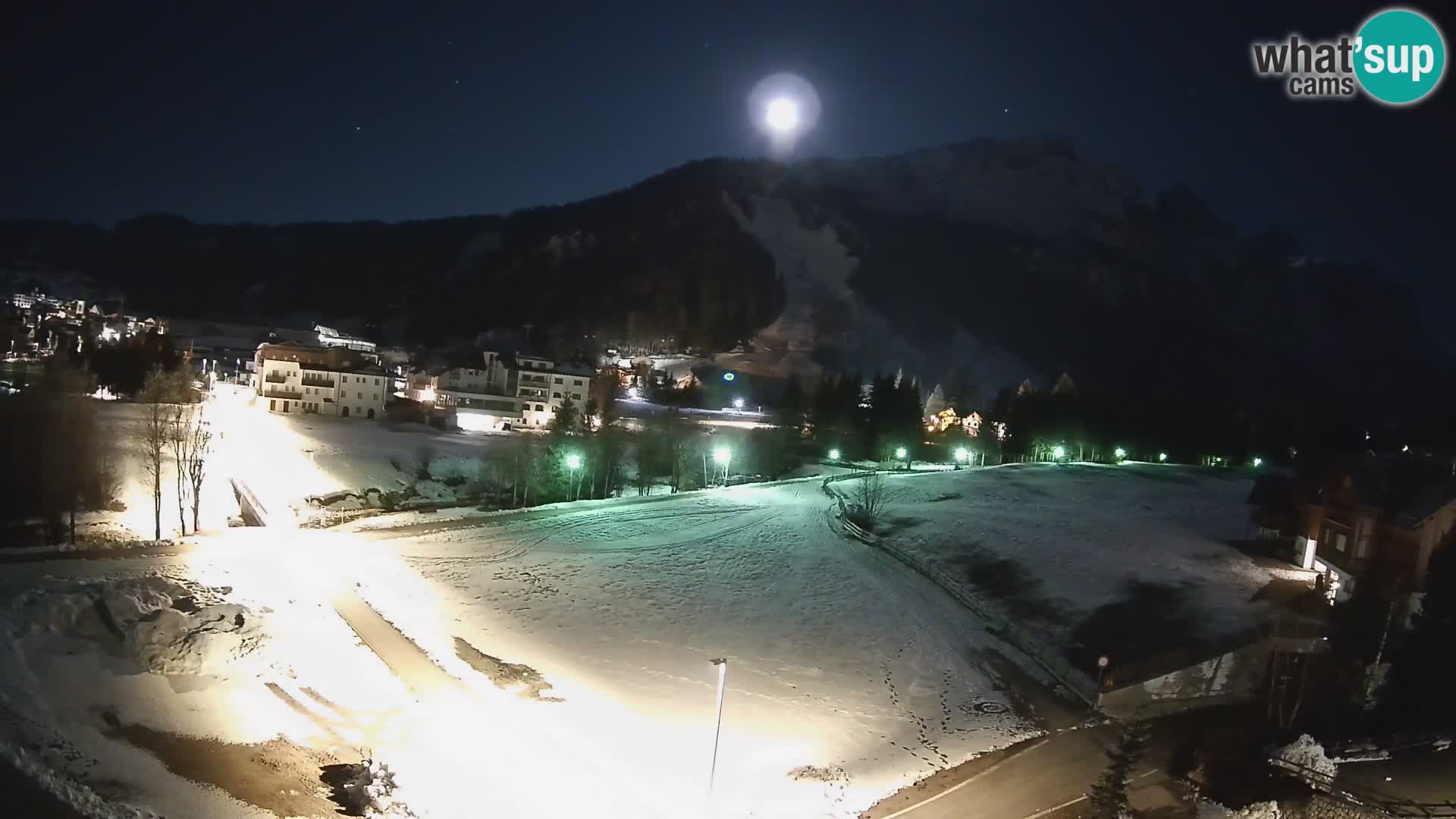 Live cam Corvara | Vues spectaculaires sur le groupe Sella