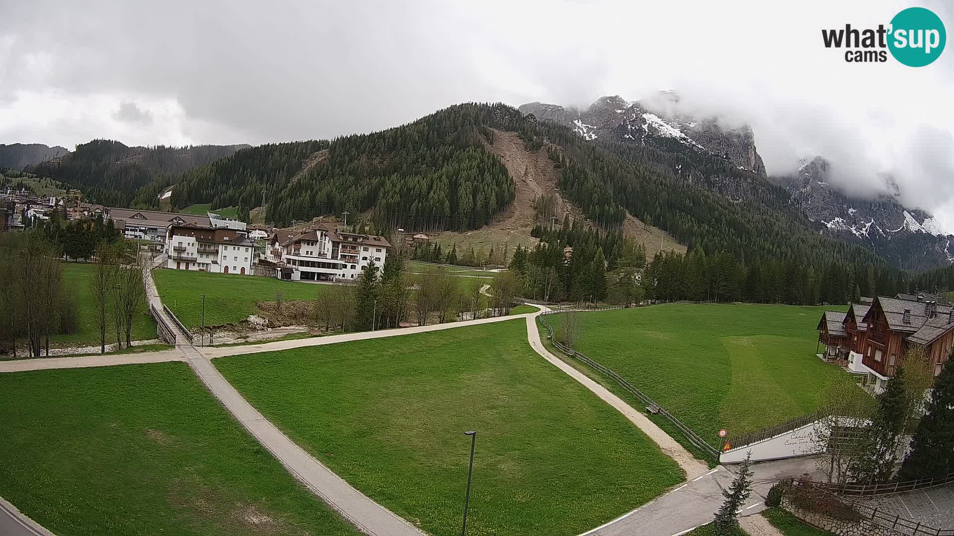 Corvara webcam | Spektakuläre Ausblicke auf die Sellagruppe