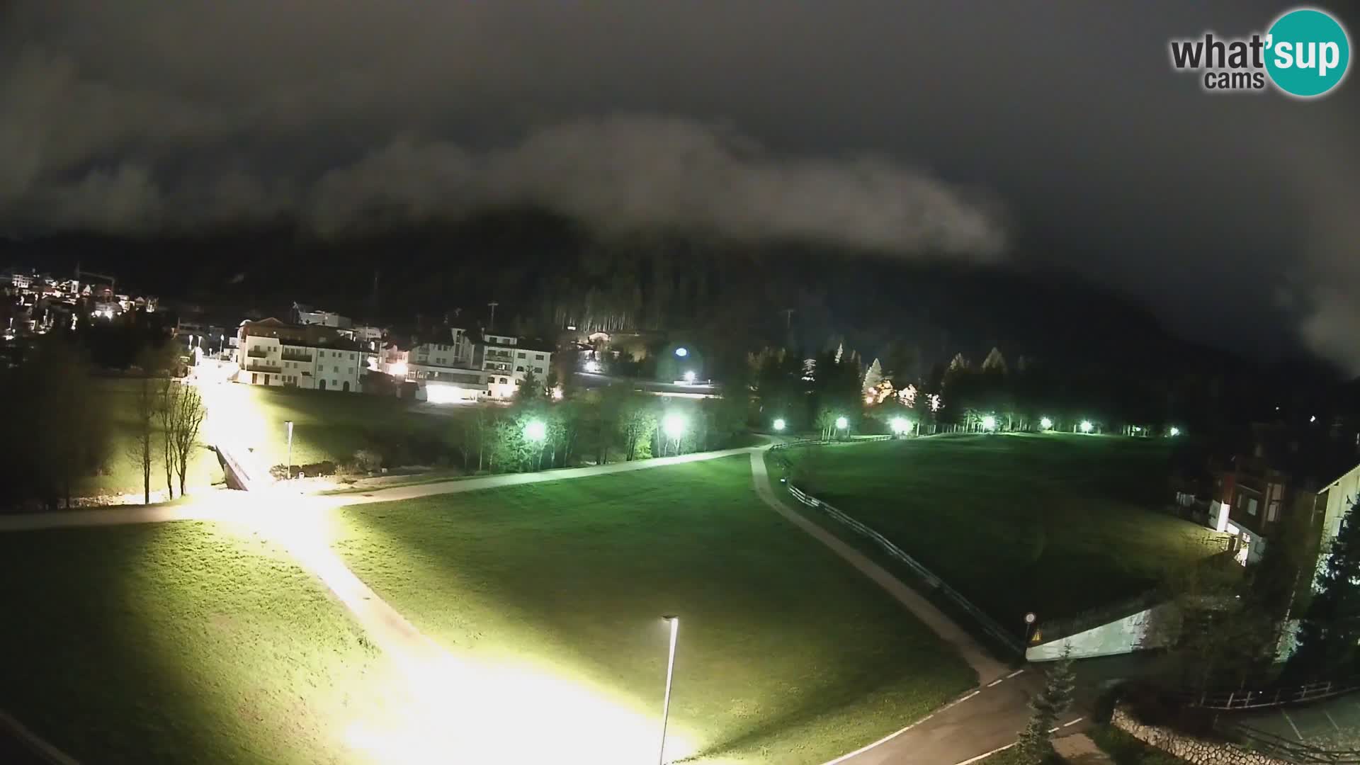 Kamera Corvara: Izjemen pogled na vrhove gorovja Sella v Dolomitih