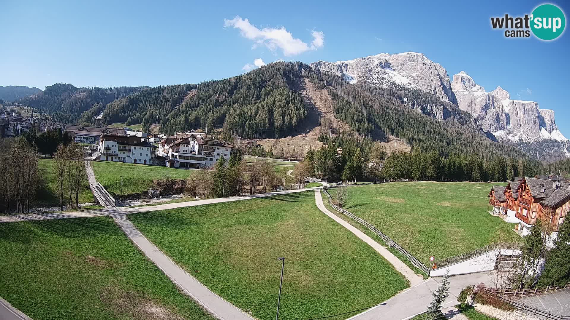 Webcam Corvara in Badia: Spectacular Views of the Sella Group