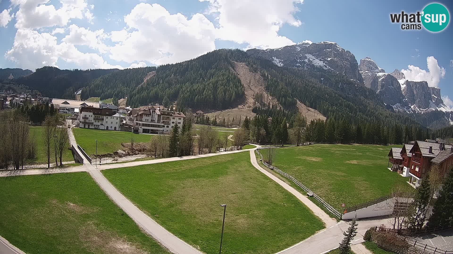 Live cam Corvara | Vues spectaculaires sur le groupe Sella