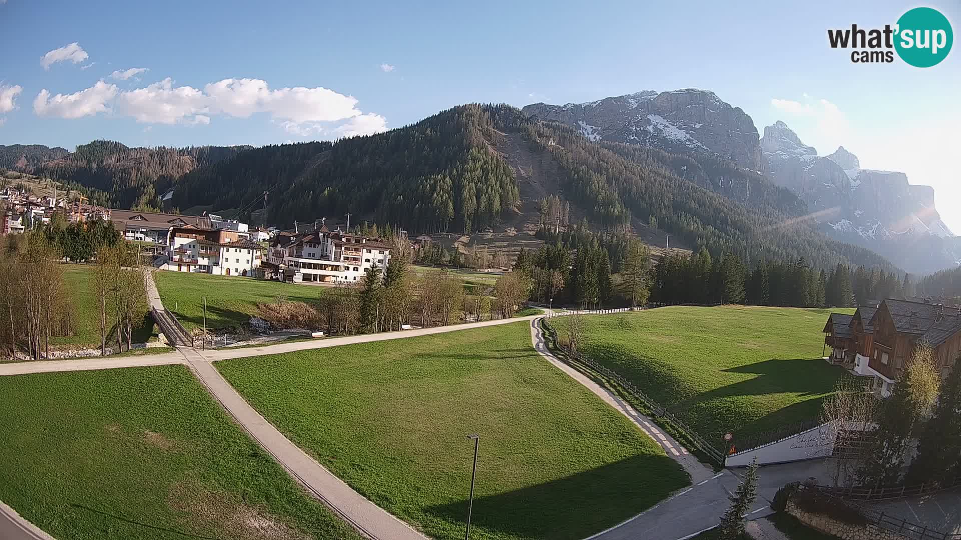 Webcam Corvara in Badia: Spectacular Views of the Sella Group