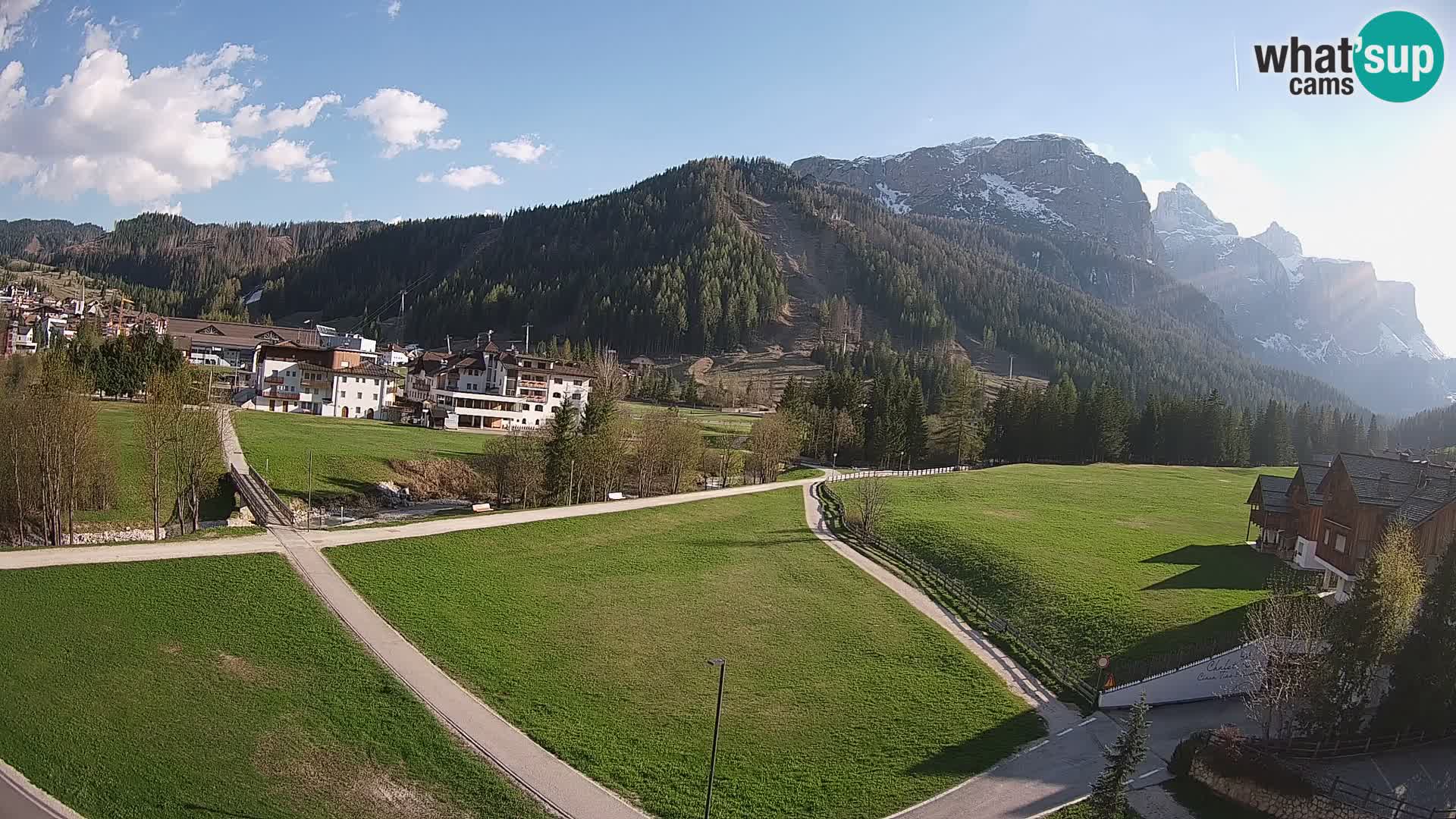 Webcam Corvara in Badia: Spectacular Views of the Sella Group