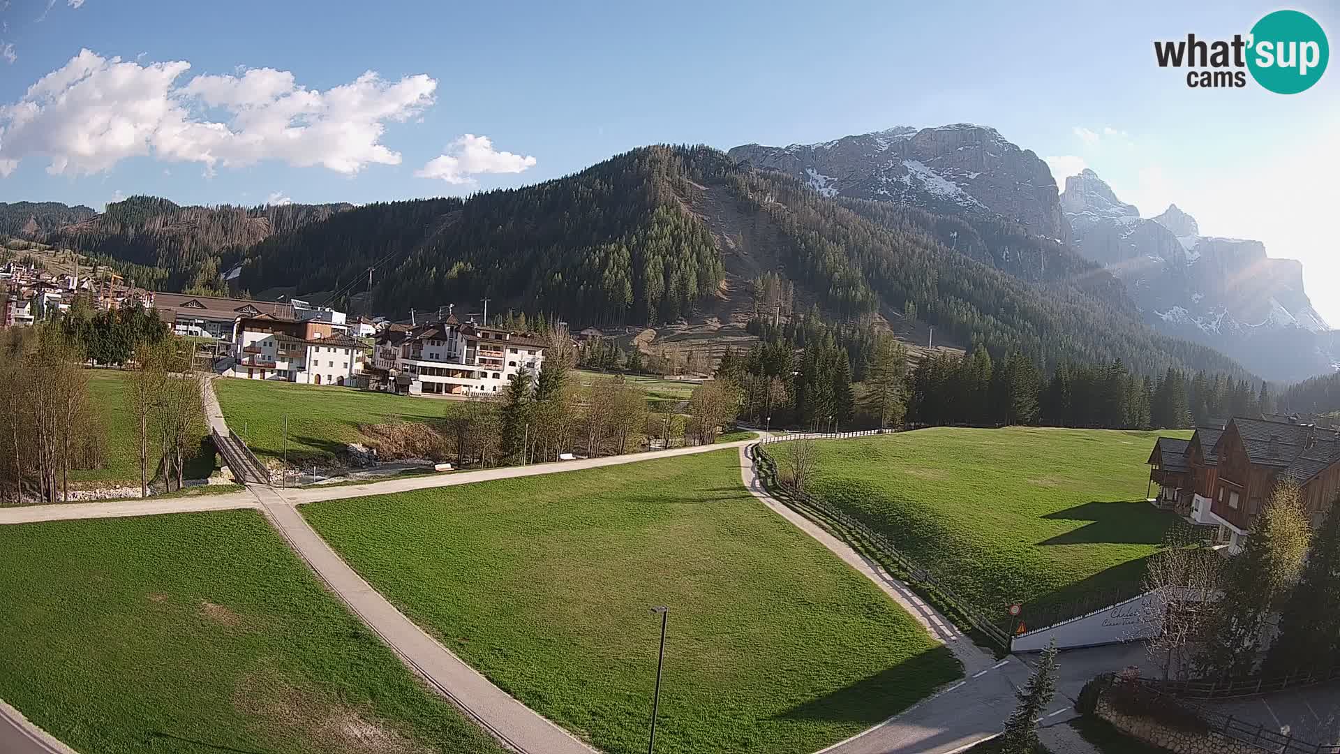 Webcam Corvara in Badia: Spectacular Views of the Sella Group