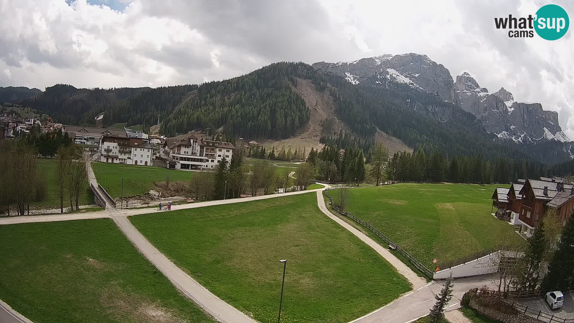 Webcam Corvara in Badia: Spectacular Views of the Sella Group