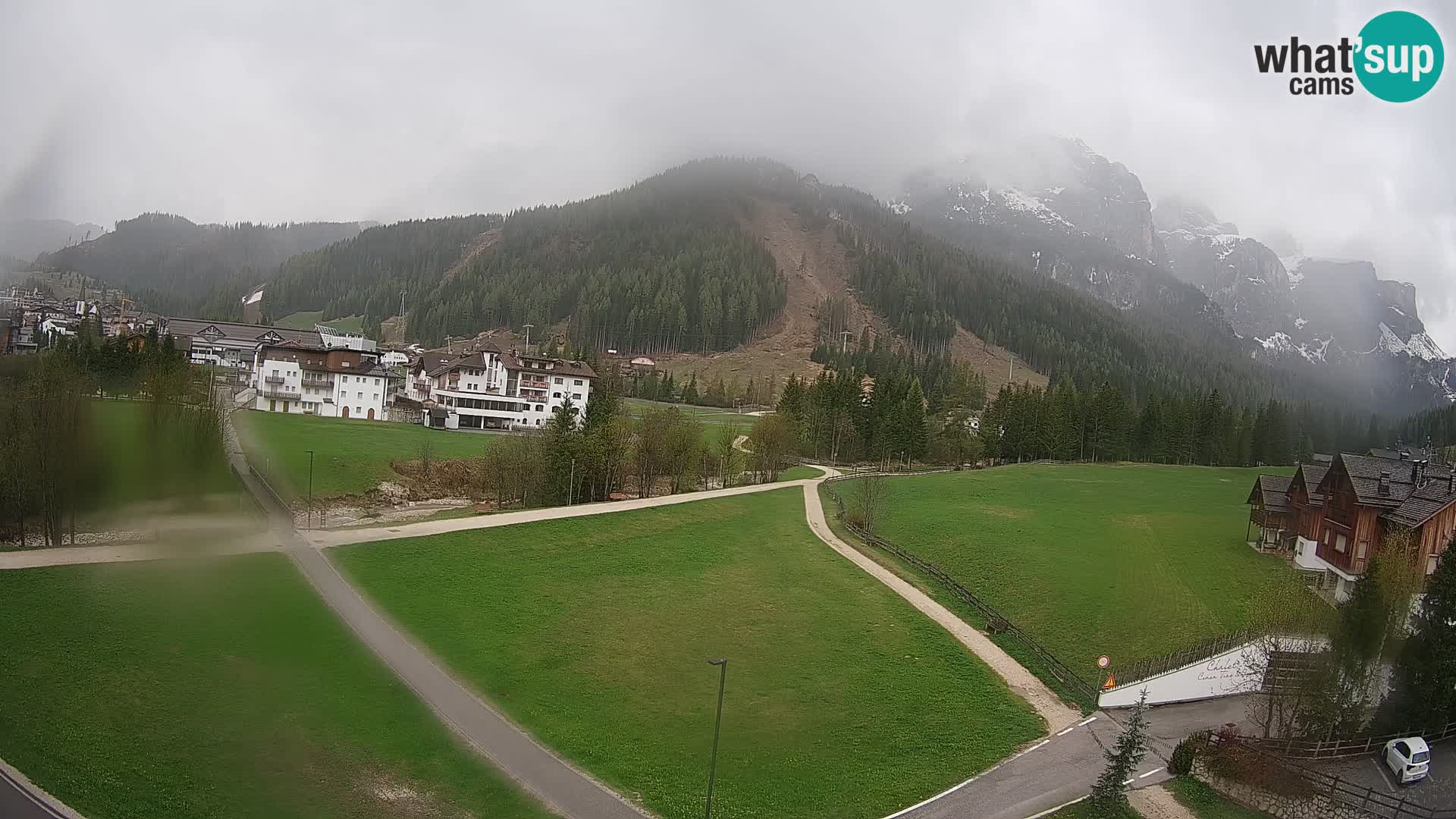 Corvara webcam | Spektakuläre Ausblicke auf die Sellagruppe