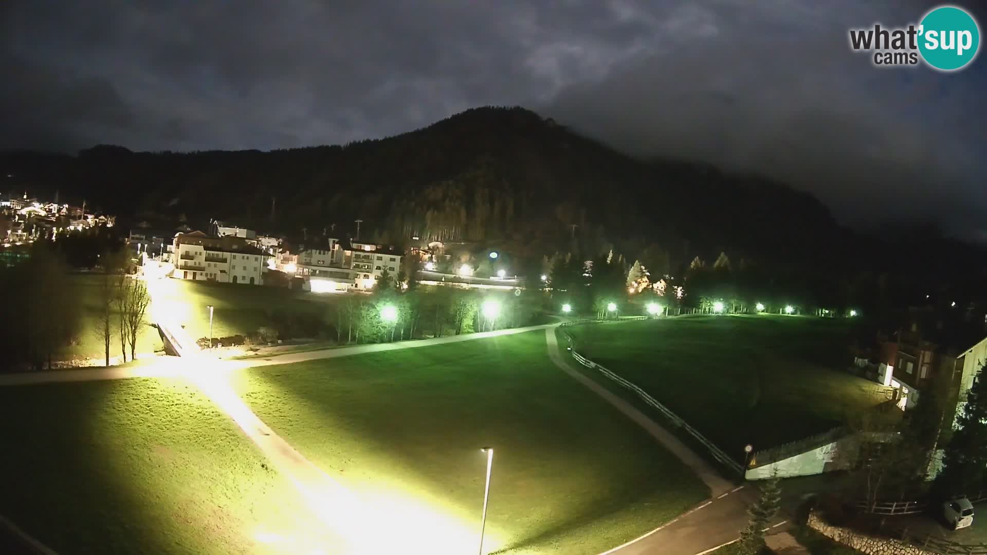 Live cam Corvara | Vues spectaculaires sur le groupe Sella
