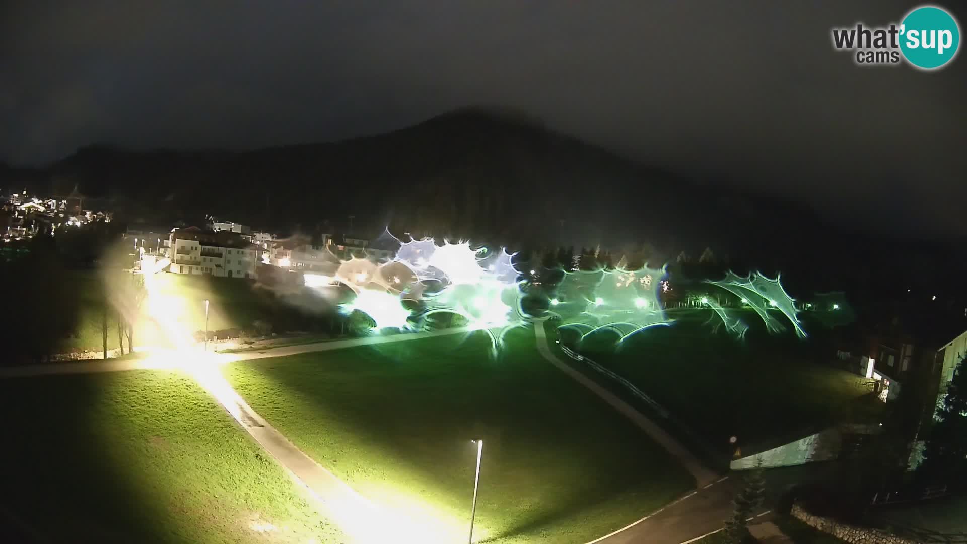 Kamera Corvara: Izjemen pogled na vrhove gorovja Sella v Dolomitih