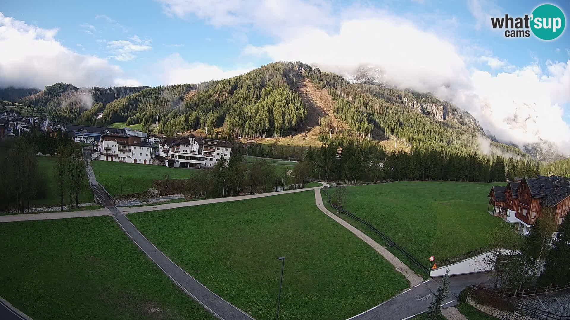 Webcam Corvara in Badia: Spectacular Views of the Sella Group